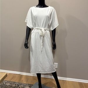 Elegant White Midi Dress